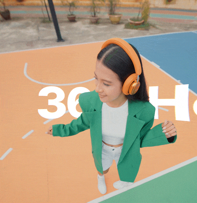 Sound Tracked to<i> Real space
 </i>